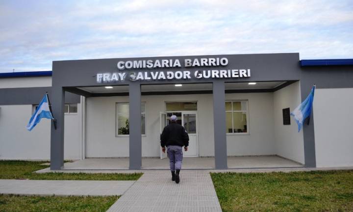 Preso por amenazar y agredir con un machete a su vecina