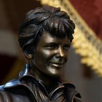 Trump orders release of government records on aviator Amelia Earhart