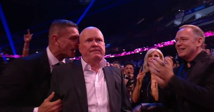 EastEnders' Steve McFadden leaves fans 'sobbing' with emotional NTAs reaction