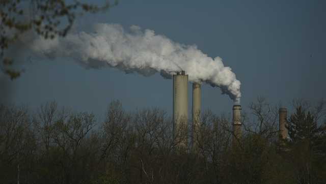 EPA wants to end a requirement that large polluters report greenhouse gas emissions