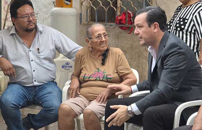 Fiscal de Coahuila se reúne con familia de “Papayita” para refrendar compromiso de justicia