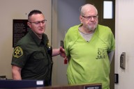 Exjuez de Orange sentenciado de 35 años a cadena perpetua por crimen de su esposa