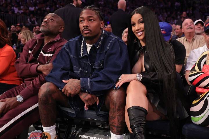 Congratulations Pour In for Patriots’ Stefon Diggs as GF Cardi B Makes Personal Announcement NFL star receives fan support on social media after rapper confirms pregnancy news during television appear