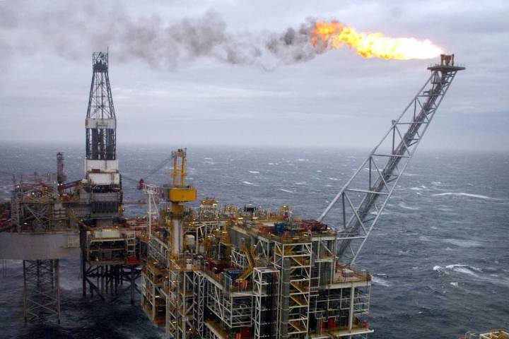 Trump urges Starmer to ‘drill, baby, drill’ in the North Sea to cut energy bills