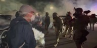 Border Patrol squashes anti-ICE blockade outside ICE facility in Illinois