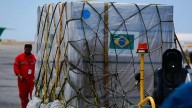 Venezuela recibió un lote de 300 mil vacunas BCG de Brasil para proteger a recién nacidos contra la tuberculosis