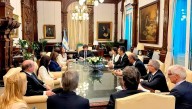 Paliza electoral: con una doble reunión de Gabinete, Milei revisa la estrategia de campaña