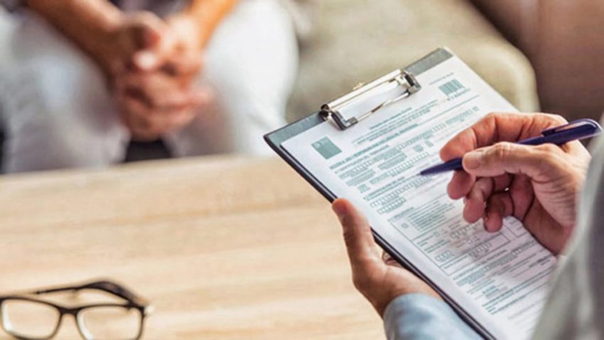 Contraloría inicia proceso para recuperar fondos por mal uso de licencias médicas
