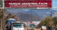 [URGENTE] Terrible incendio de pastizales en el Parque Industrial