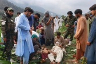 An Earthquake Destroys Villages in Eastern Afghanistan and Kills 800 People, with 2,500 Injured