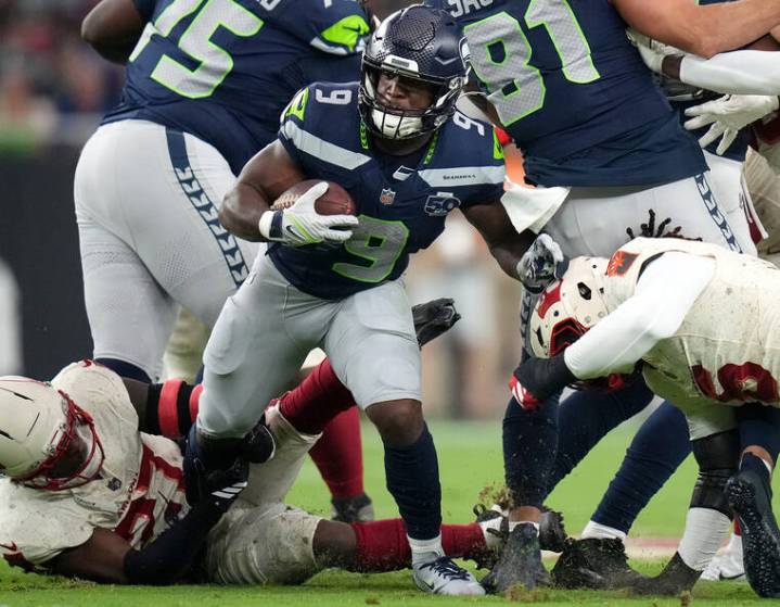Seahawks survive Cardinals’ late rally, win on last