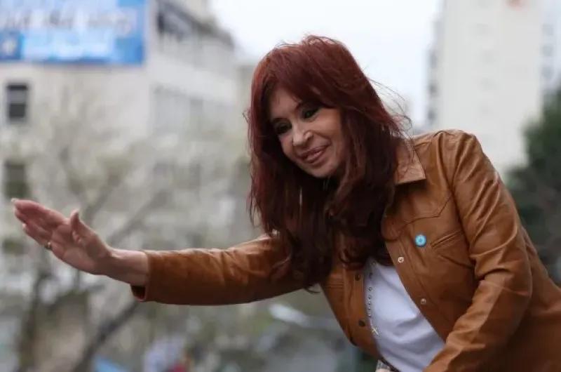 "Pan para hoy": CFK le advirtió a Milei sobre el respaldo de Estados Unidos
