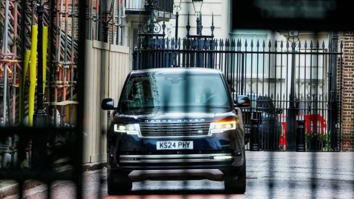 Prince Harry arrives at Clarence House for reunion with King Charles