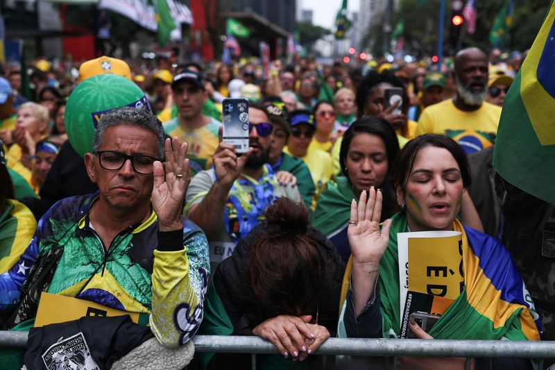 Bolsonaro supporters rally in Brazil as coup trial nears verdict