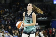 Deadspin | Liberty finally at full health as WNBA title defense begins vs. Mercury