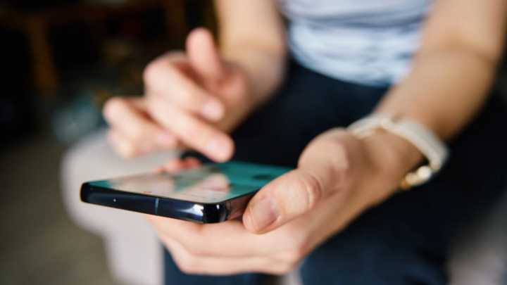 Under 16s social media ban: Landmark study shows age verification possible but laden with risks and bias