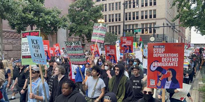 Resistance mounts in Chicago as city braces for potential National Guard deployment