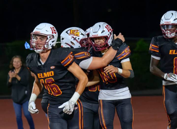 El Modena football rallies to beat Newport Harbor with two late TDs