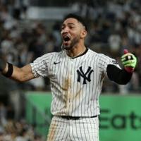 Yankees clinch MLB playoff berth with walk