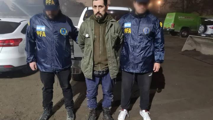 Jones Huala debió ser liberado pero ahora calificaron su acusación como "delitos complejos" y seguirá preso