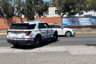 Tres hombres encañonan a trabajadores y se llevan 430 mil pesos en Calzada Zavaleta