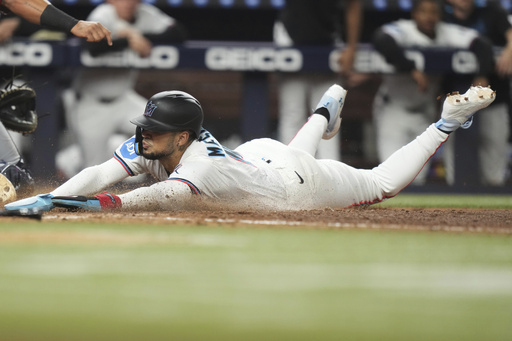 Con 3 hits y 3 impulsadas, Wagaman lleva a Marlins a victoria 5