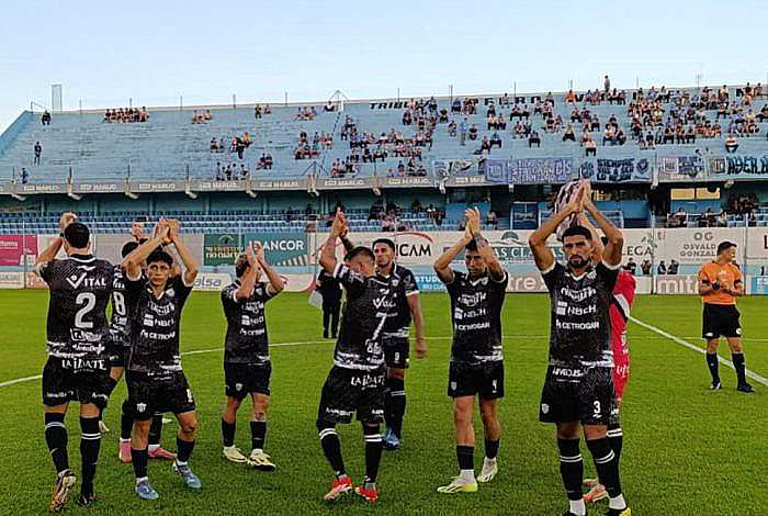 Primera Nacional: For Ever enfrenta a Defensores de Belgrano