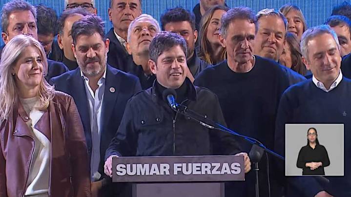 Milei ya no está solo en el escenario