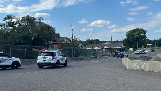 Two people injured by gunfire in Birmingham's Collegeville community