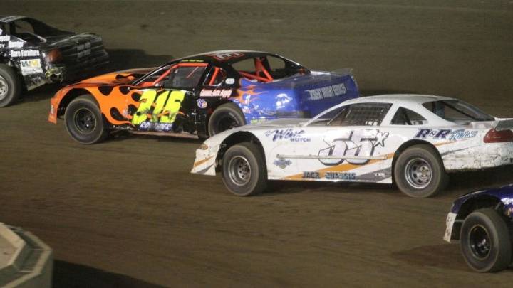 Dirt racing: Jablonka wins Accord modified division