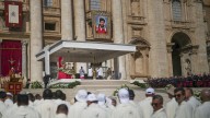 León XIV canoniza al primer santo milenial: Carlo Acutis, 'el influencer de Dios'