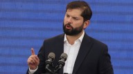 "Chile hace honor a su himno patrio": Presidente Boric y llegada de 68 palestinos a territorio nacional