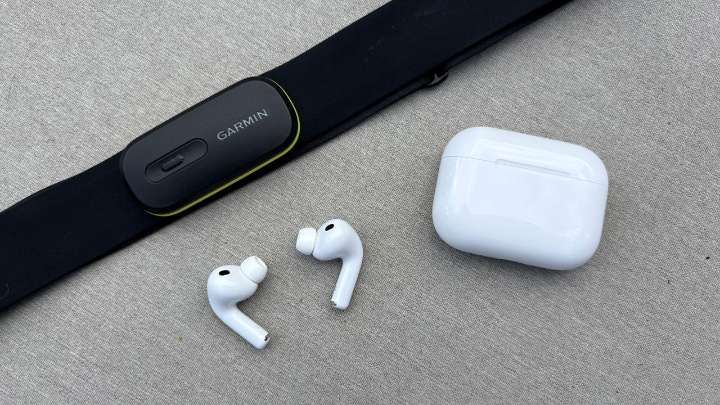 I compared the Apple AirPods Pro 3’s heart rate readings vs a chest strap
