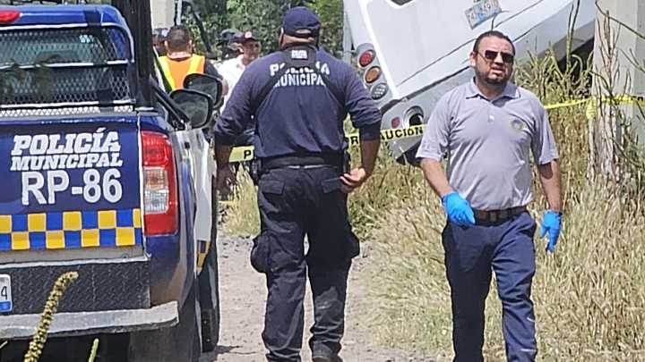 Varios Muertos Dejó un Accidente Entre un Camión y Tren en Comonfort, Guanajuato