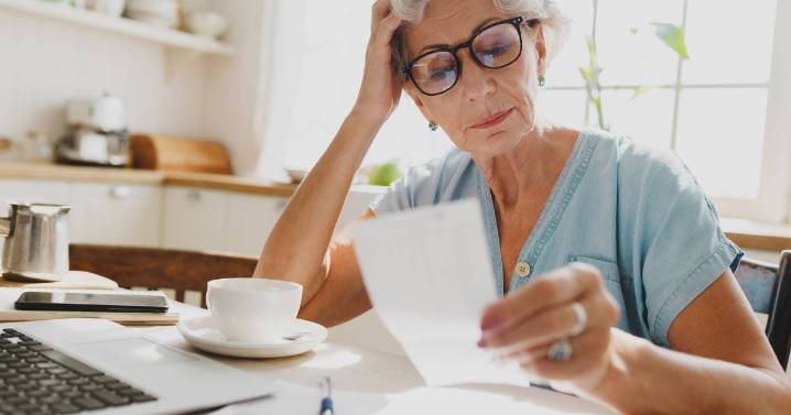 Pensioners dash to take out money as Budget looms