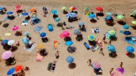 Un cuarto de los españoles se queda sin vacaciones