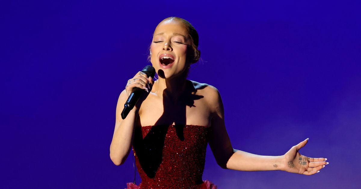 When do Ariana Grande tickets go on presale for her Eternal Sunshine Tour?