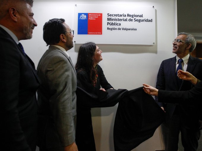 Ministro de Seguridad Pública inauguró nuevas instalaciones en Valparaíso: "Cumple con todas las condiciones necesarias"