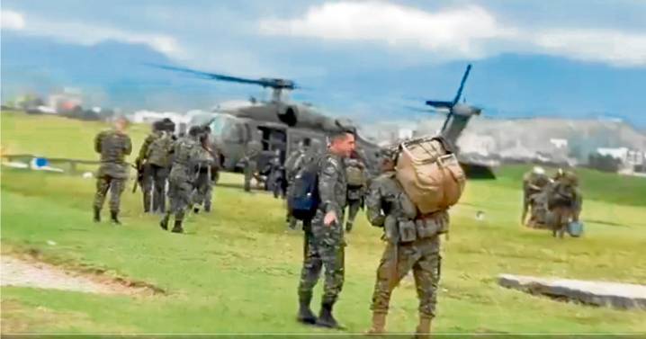 Dejan en libertad a militares secuestrados en el Cauca: los 45 uniformados fueron trasladados a Popayán