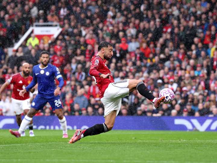 Man United breathe life into shaky season with chaotic win over Chelsea