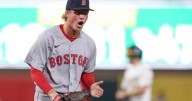 Early strikes out 11, Boston tops A's 6-0 to close on Yankees