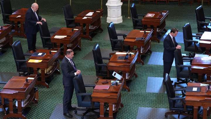 Texas lawmakers approve letting private citizens sue abortion pill providers