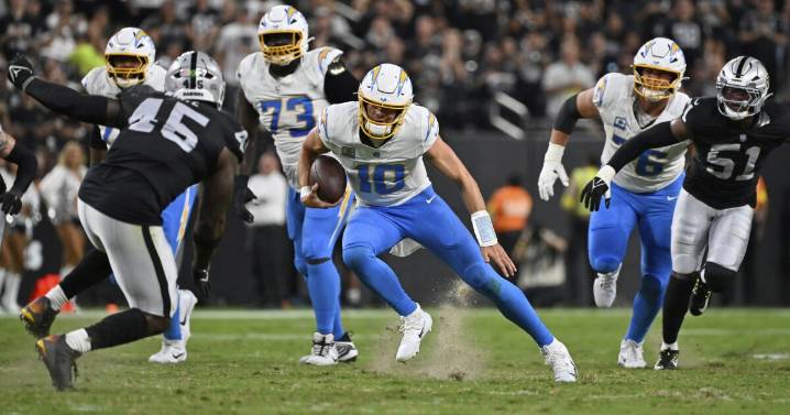 Herbert and strong defense lead Chargers to 20