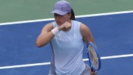 Iga Swiatek advances to fourth round at China Open with 400th career win
