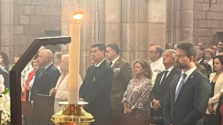 Queipo insta en Covadonga a Barbón y a la “izquierda moderada” a reflexionar y estar el próximo año en la misa en el Real Sitio: “No es día de críticas políticas”