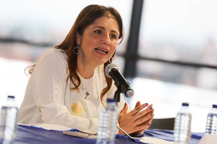 Defensoría hace llamado al gobierno a no desconocer ley de cuotas en el gabinete ministerial