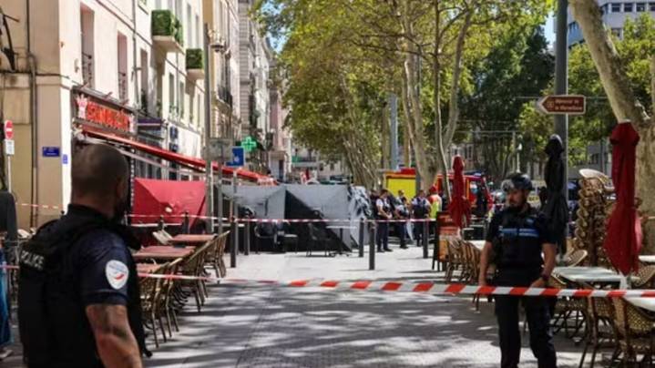 Conmoción en Francia: la policía mató a un hombre que apuñaló a cinco personas en Marsella