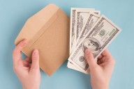 Quiénes recibirán en septiembre pagos directos de $1,702 del gobierno
