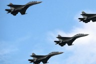 Juegos de guerra en el Caribe: Maduro y Trump miden con cazas su fuerza militar