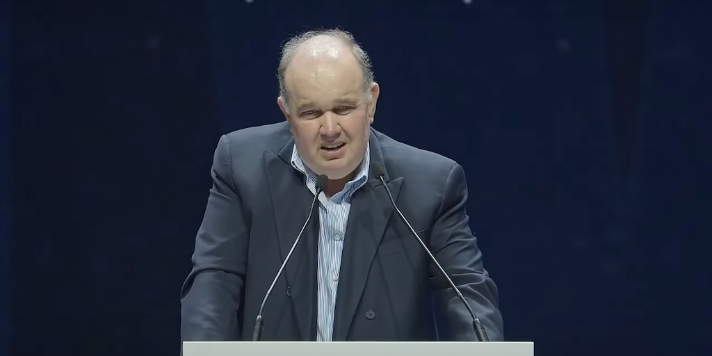“Un discurso terrorífico”: Rafael López Aliaga provoca críticas en el Congreso por sus frases en cumbre de Vox